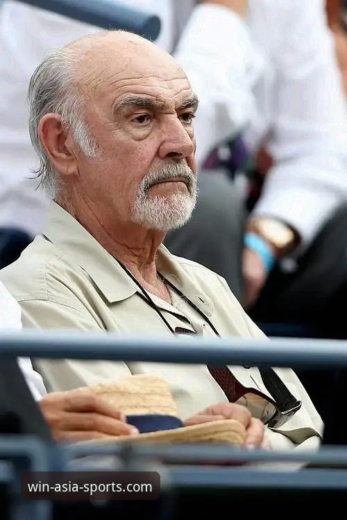 揭秘沙漠网球天堂背后的“惊魂72小时”：梅德维德夫如何绝地求生？